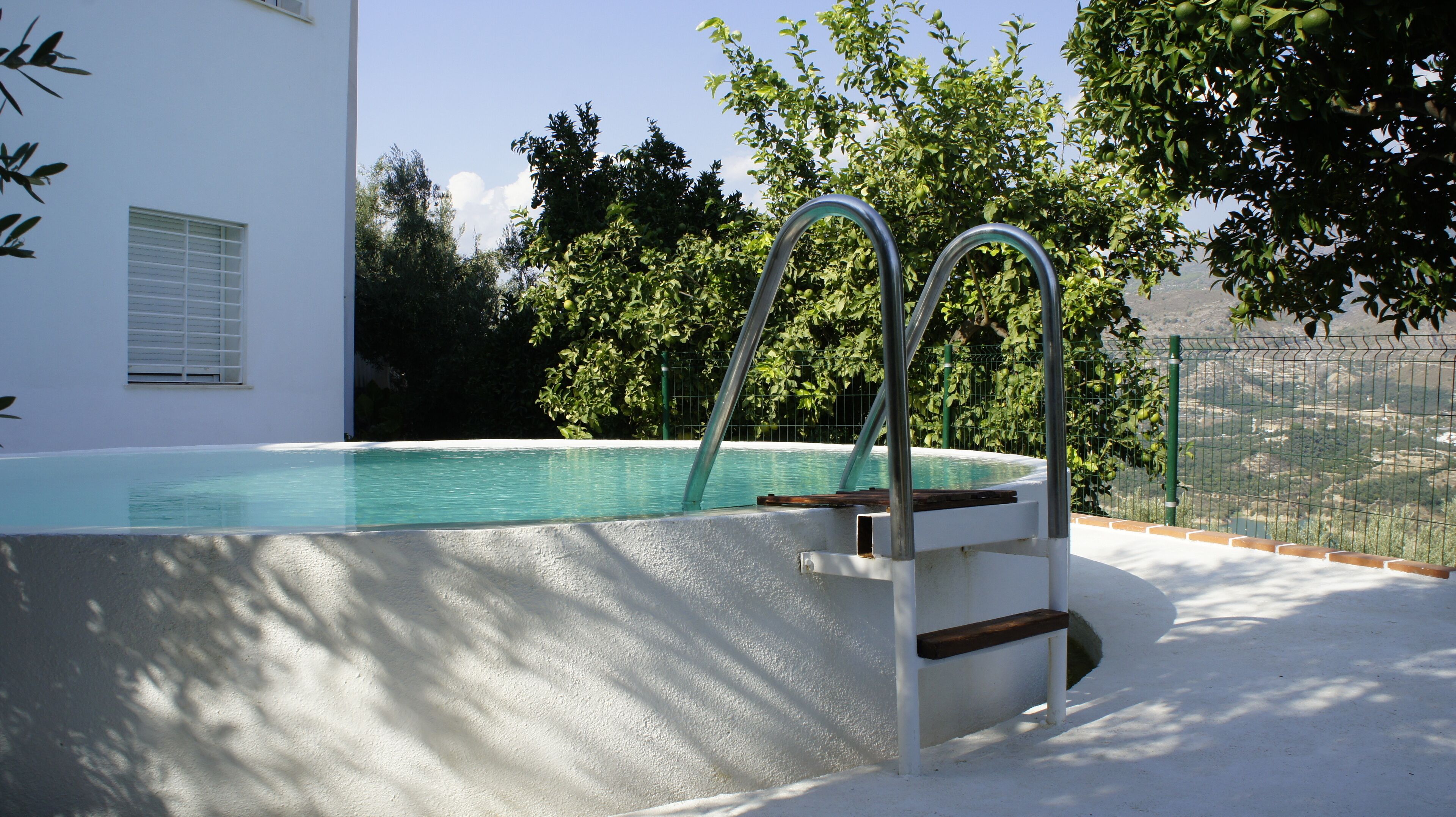 Alberca al aire libre 