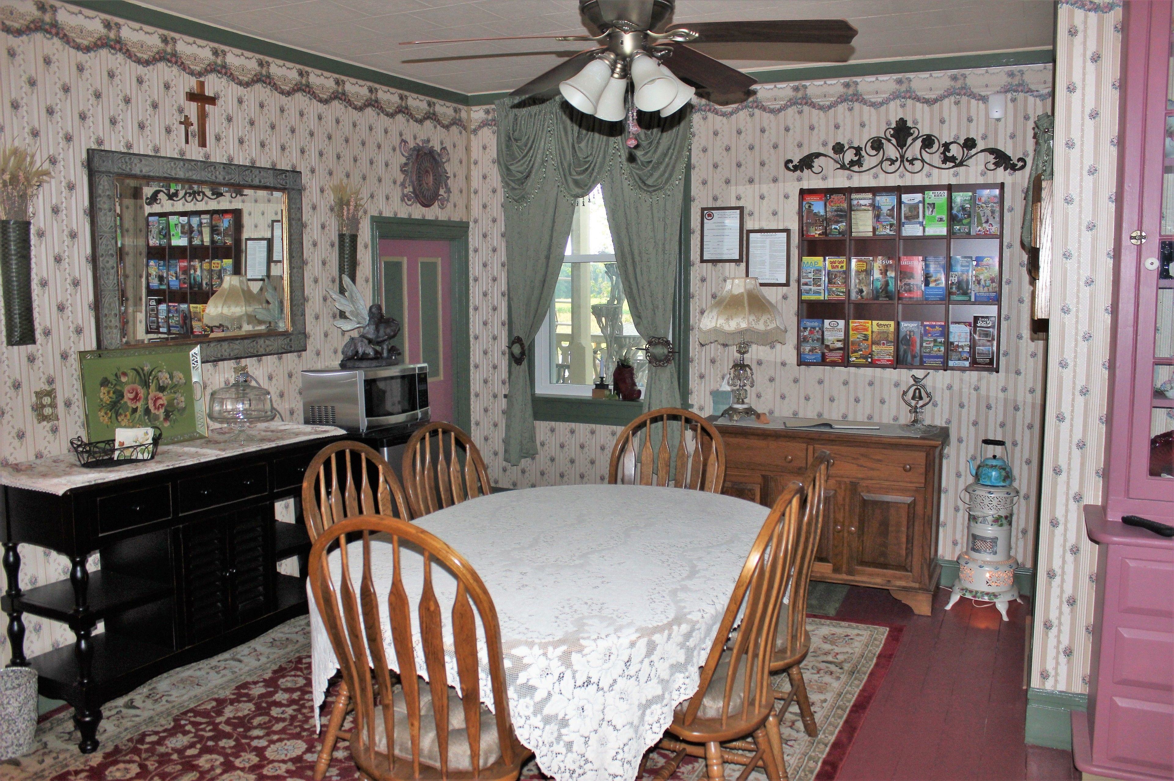 Free daily local cuisine breakfast