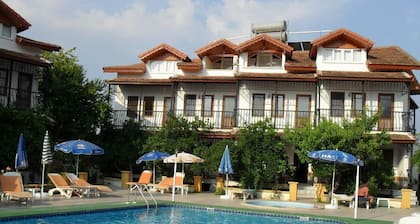 Villa Ozalp Apartments