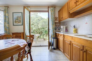Interior - Homerez - Charming house in Agde with garden and terrace (Agde)