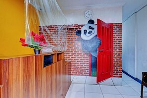 Interior - RedDoorz near Mall Ciputra 2 (Semarang)