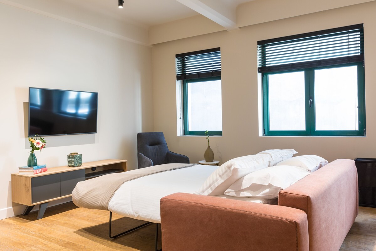In-room safe, soundproofing, iron/ironing board (on request)
