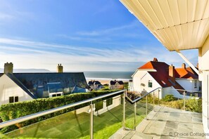 Terrace/patio - Woolacombe Garden Apartment 2 Bedrooms (Woolacombe)