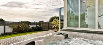 Croyde Baywatch 5 Bedrooms