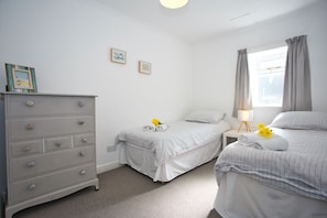 Cottage | Interior - Ilfracombe Eden 2 Bedrooms (Ilfracombe)