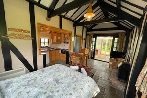 1 habitación y ropa de cama 