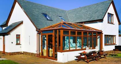 Croyde Waves 4 Bedrooms