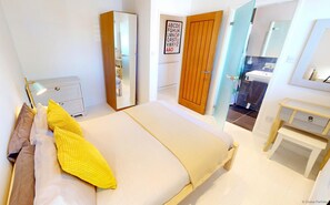 5 bedrooms, iron/ironing board, cribs/infant beds, internet - Croyde Marram 5 Bedrooms (Braunton)