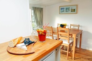 Cottage | Interior - Croyde Windswept 1 Bedroom (Braunton)
