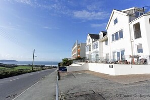 Cottage | Front of property - Woolacombe Enderley 2 Bedrooms (Woolacombe)