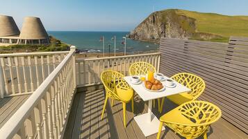 Cottage | Outdoor dining