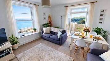 Casa de campo | Área de sala de estar | Televisión, chimenea, Netflix y reproductor de DVD