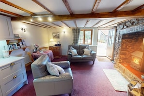 Cottage | Interior