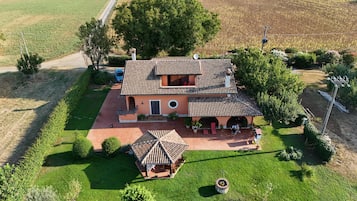 Esterni