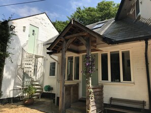 Exterior - Vinegar Hill Pottery B & B (Lymington)