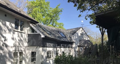 Vinegar Hill Pottery B & B
