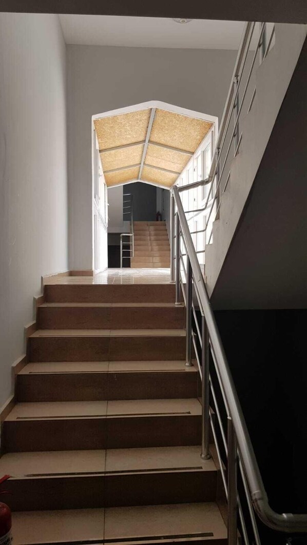 Staircase - Aslan Apart Otel (Aydincik)