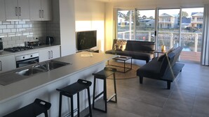 Rumah Comfort, 4 kamar tidur, 2 kamar mandi | Interior