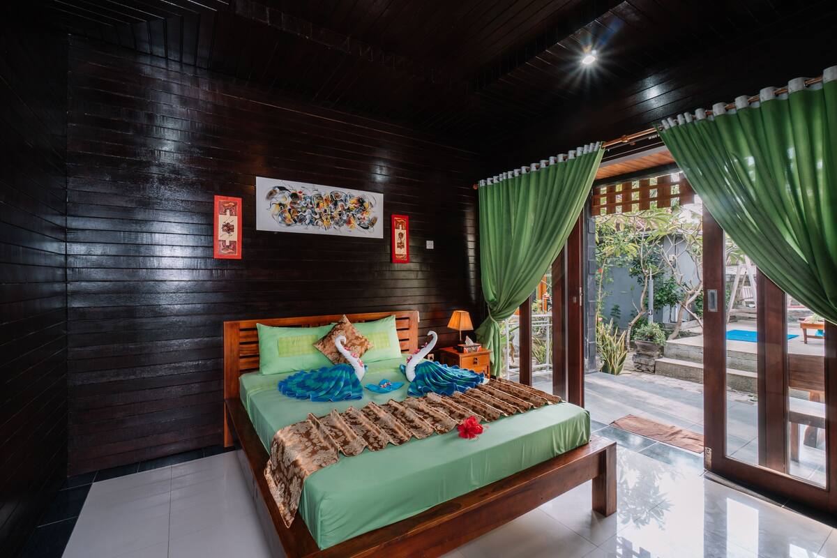 Kamar Double Standar | Minibar, meja kerja, kedap suara, dan Wi-Fi gratis