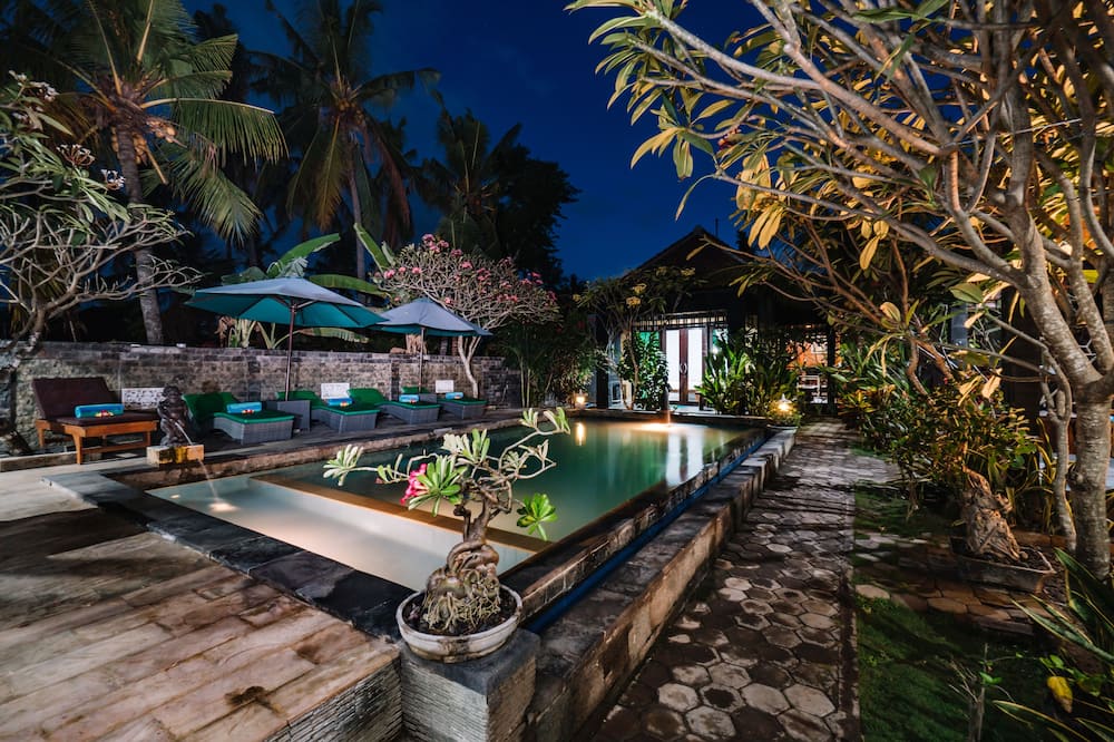 D and B Bungalow's by DeWizZ Management