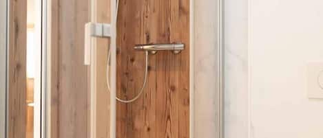 Basic Shared Dormitory, Private Bathroom, Mountain View | Bathroom