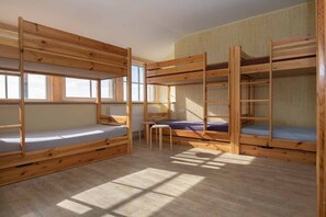 Basic Shared Dormitory, Private Bathroom, Mountain View