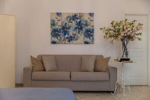 Superior Quadruple Room, Balcony, City View - PalazzinApulia (Fasano)