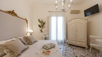 Deluxe-Doppel- oder -Zweibettzimmer, Terrasse, Gartenblick