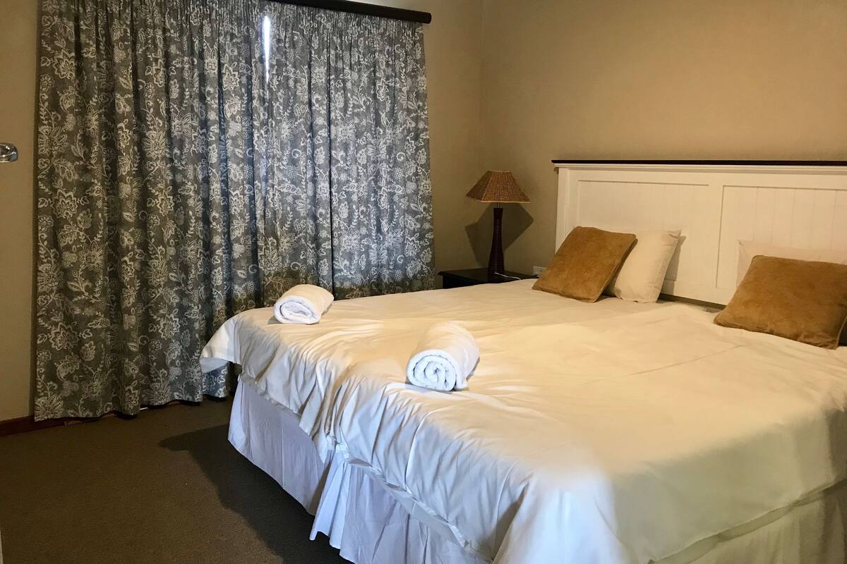 Comfort Cottage, 2 Single Beds, Non Smoking