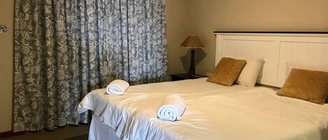 Comfort Cottage, 2 Single Beds, Non Smoking