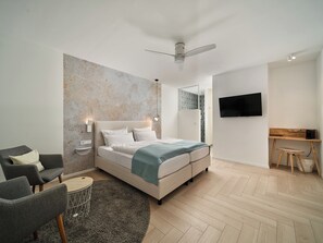 ห้องดับเบิล | ตู้นิรภัยในห้องพัก, เปล/เตียงเด็กอ่อน, เตียงเสริม/เปล, Wi-Fi ฟรี