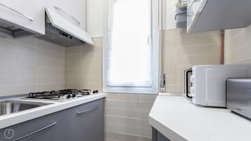 Apartment (1 Bedroom) | Eigene Küche | Kühlschrank, Mikrowelle, Herdplatte, Geschirrspüler