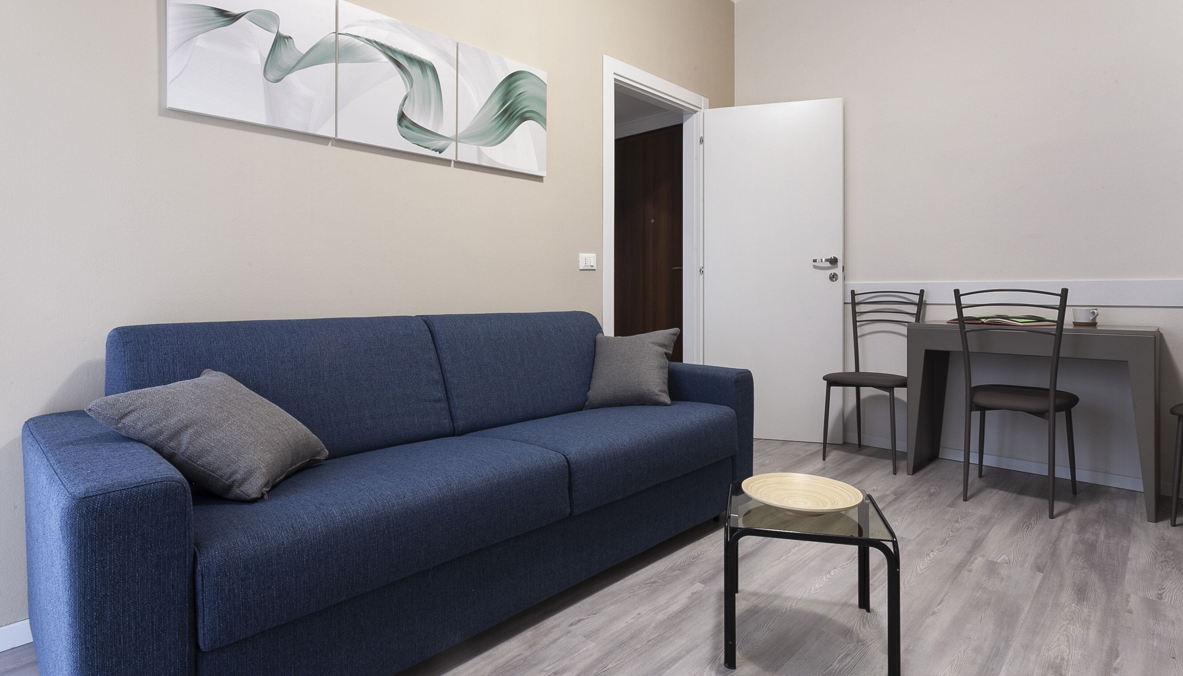 Appartamento (1 Bedroom) | Area soggiorno | TV a schermo piatto