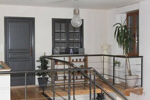 Individually decorated, individually furnished, soundproofing