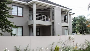 Bagian depan properti