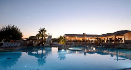 Camping La Pinède