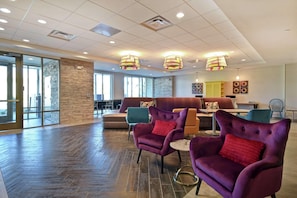 Lobby - Home2 Suites By Hilton Dothan (Dothan)