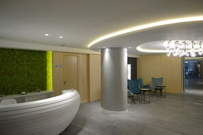Türkisches Bad/Hamam, Maniküre und Pediküre