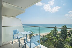 Property grounds - RIU Hotel Astoria (Golden Sands)