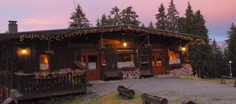 Hotel Chalet Le Caribou