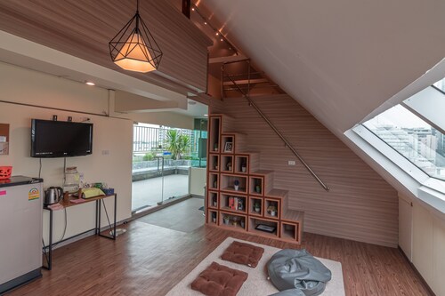 The Victory View - Hostel - Adults only