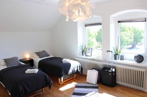 1 Schlafzimmer, Schreibtisch, laptopgeeigneter Arbeitsplatz