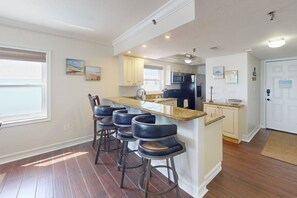 Fridge, microwave, dishwasher, coffee/tea maker
