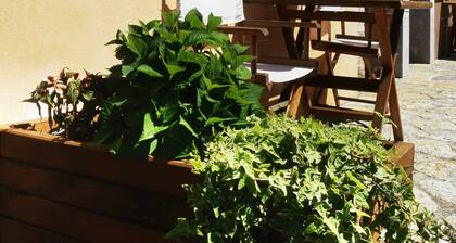 Lomahuoneisto La Riba 3