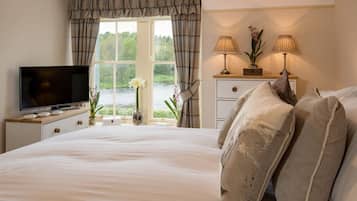 2 bedrooms, iron/ironing board, travel crib, WiFi