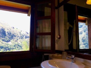 Hair dryer, towels - RURAL HOUSE LA RIBA A (Sames)