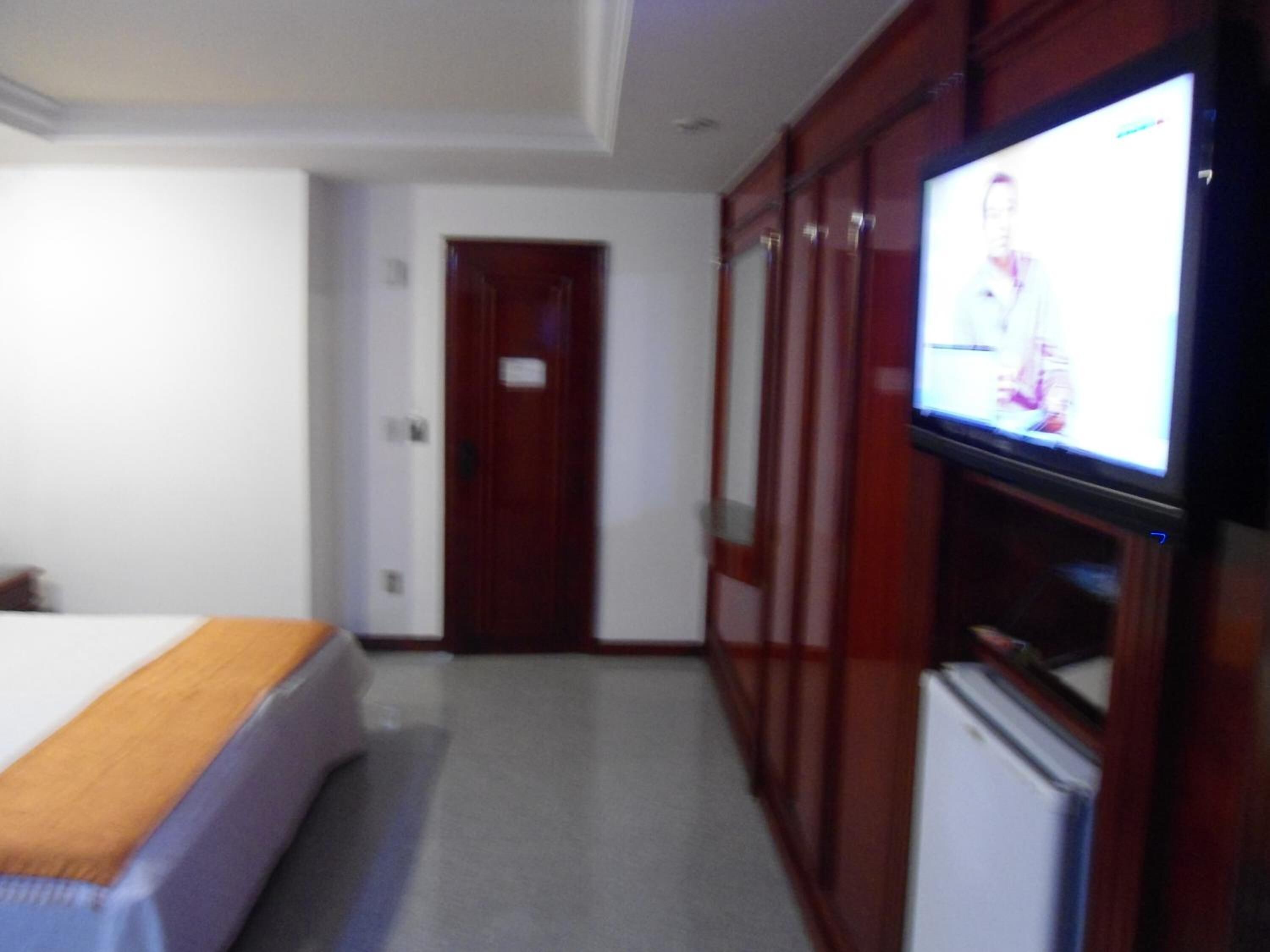 1 bedroom, minibar, desk, blackout curtains