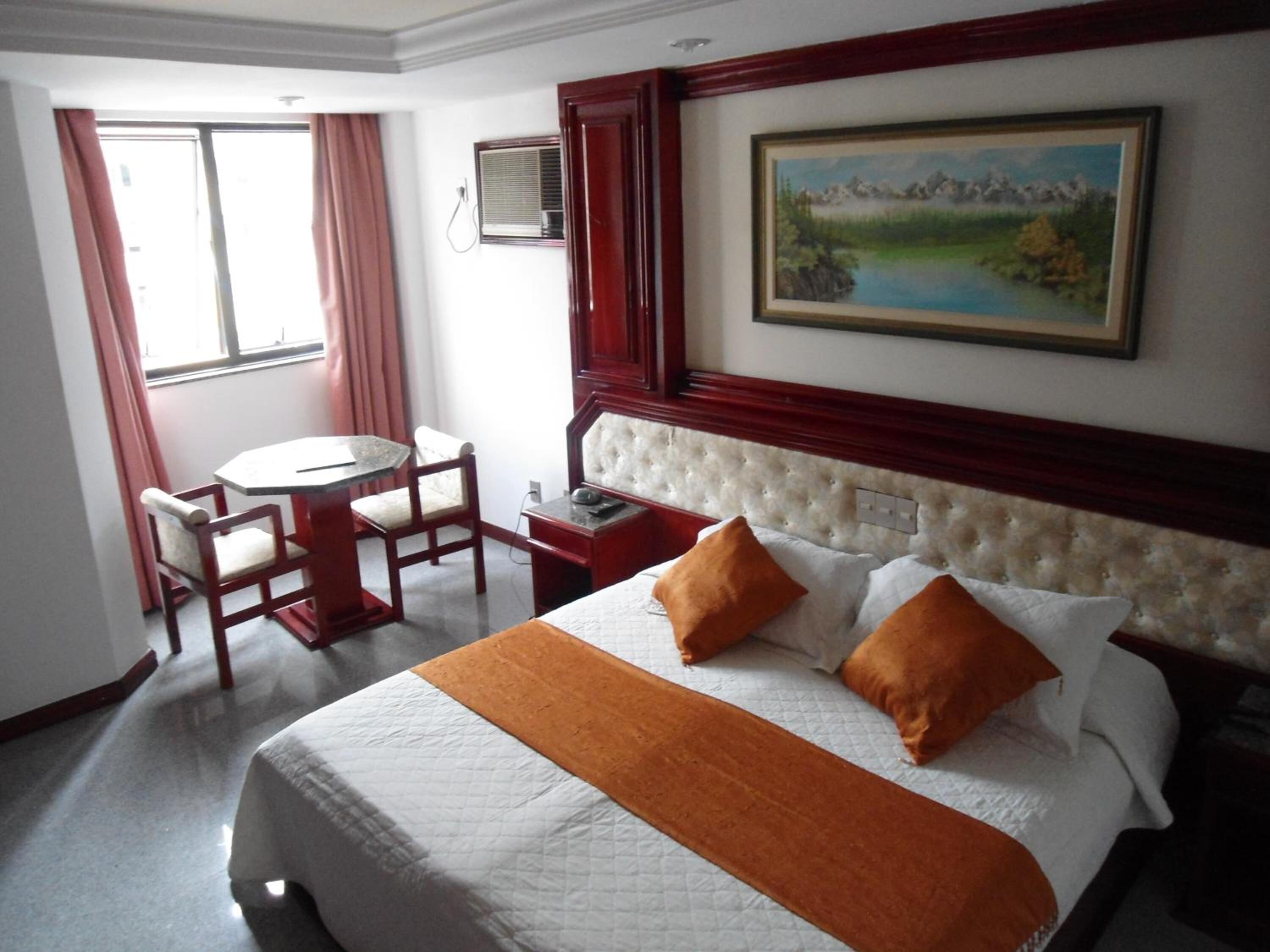 1 bedroom, minibar, desk, blackout curtains