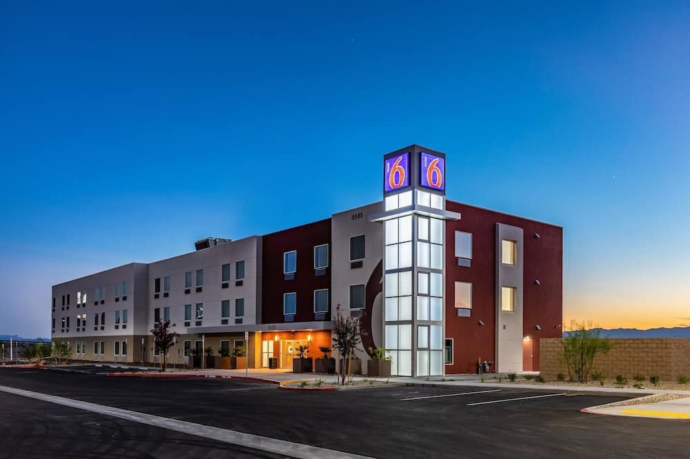 Motel 6 Las Vegas, NV - Motor Speedway