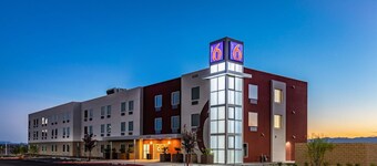 Motel 6 Las Vegas, NV - Motor Speedway